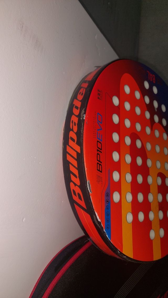 Pala de Paddel Bullpadel