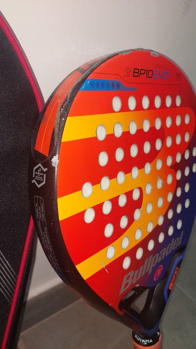 Pala de Paddel Bullpadel