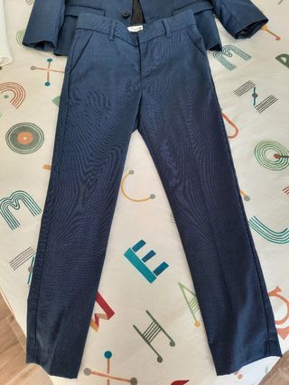 Traje y camisa Zara apto Comunión 