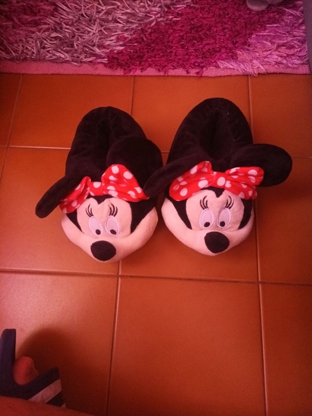 Ciabatte di minnie mai usate taglia28/29
