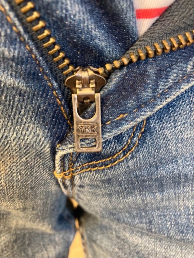 vaquero pitilloDKNY talla 28 excelente