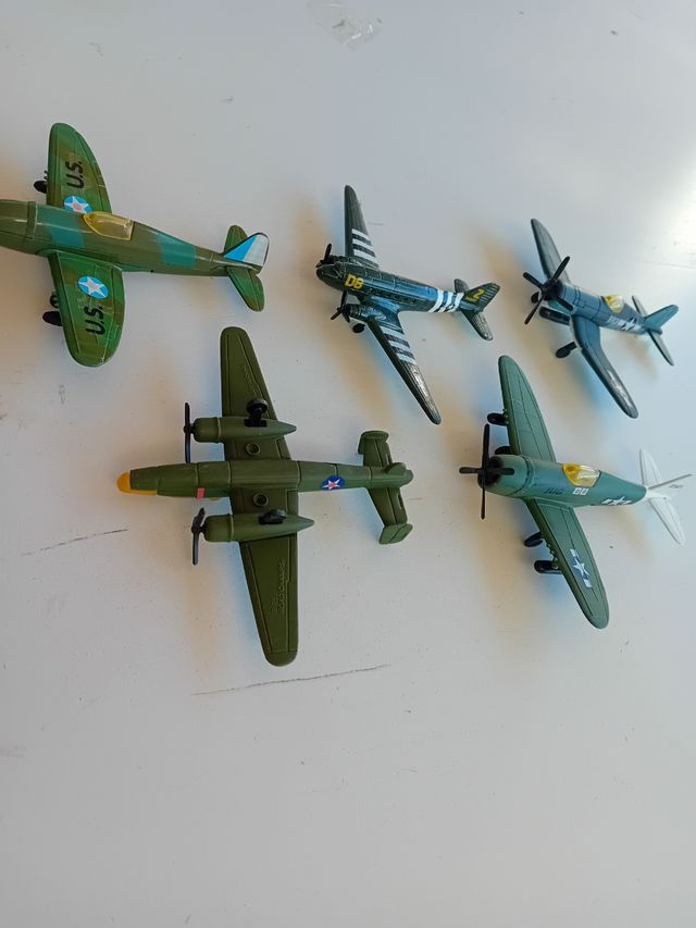 Roadchamps aviones de guerra