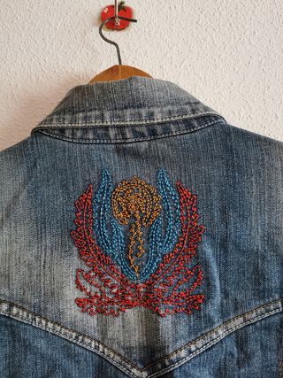 Cazadora vaquera de chica talla L.