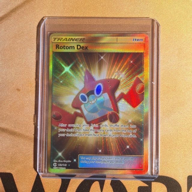 Rotom Dex - Carta Pokmon Dorada - Sol y Luna de segunda mano por 12,5 EUR  en Castellar del Valls en WALLAPOP