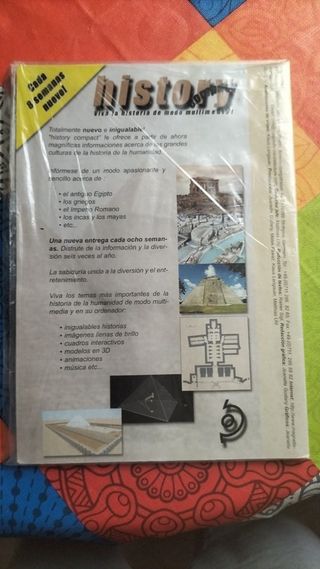 Revista "La Historia de los Faraones" con CD