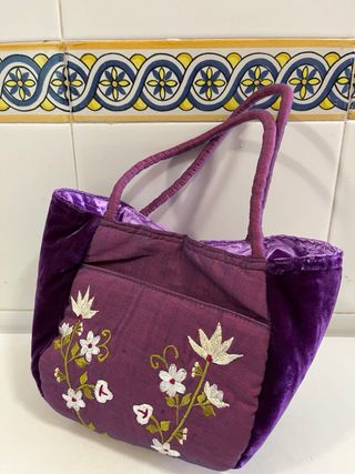 Bolso estampado de tela.