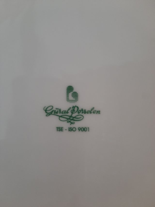 Piatto ovale Güral Porselen