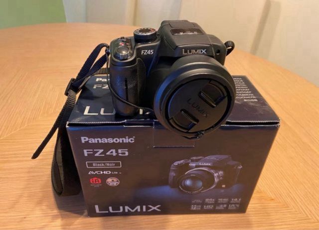 Cámara Lumix FZ45
