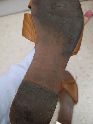 Sandalias marrones stradivarius