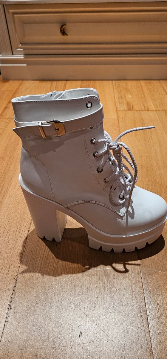 Botines blancos 39