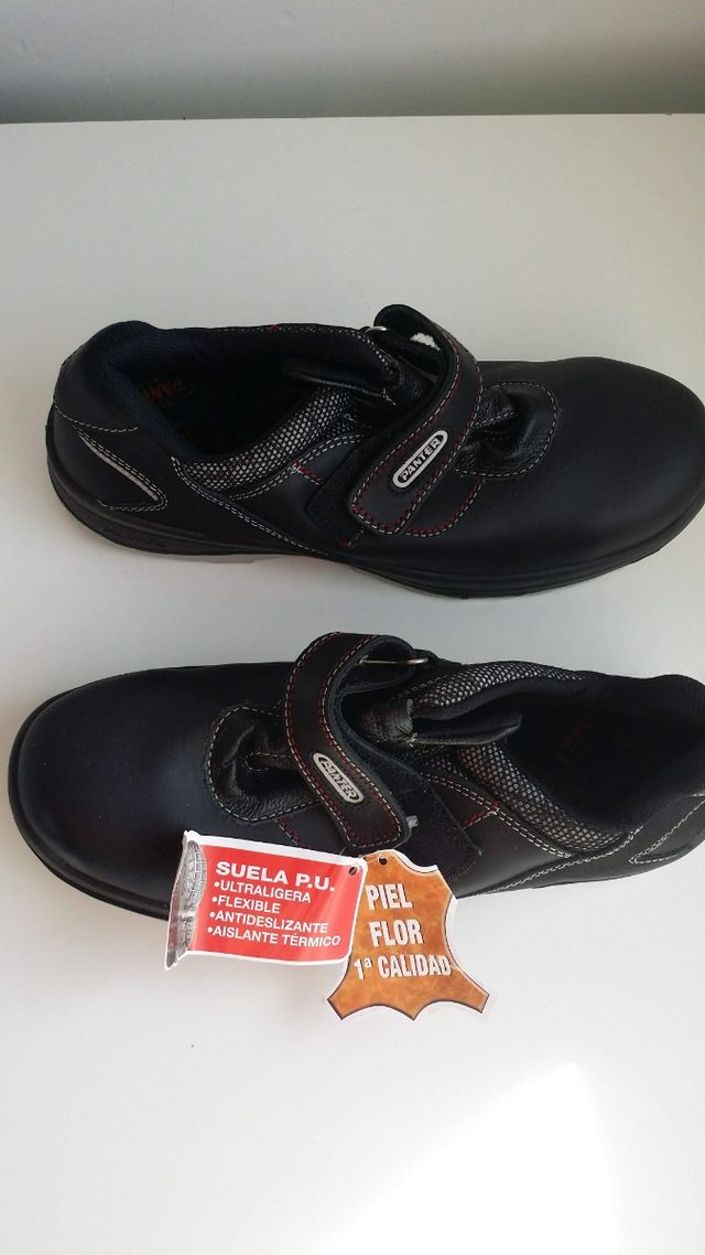 Zapatos piel negra de seguridad nuevos