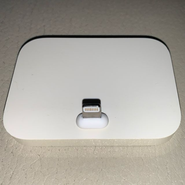 Apple Lightning Dock blanco A1605 USADO