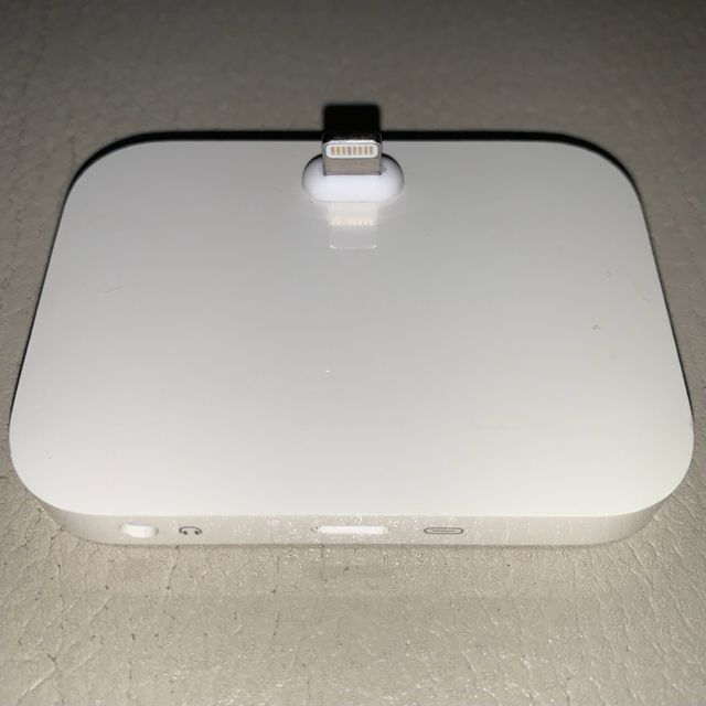Apple Lightning Dock blanco A1605 USADO