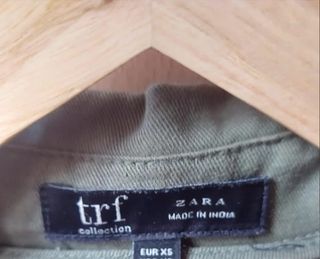 CAZADORA ZARA BORLAS