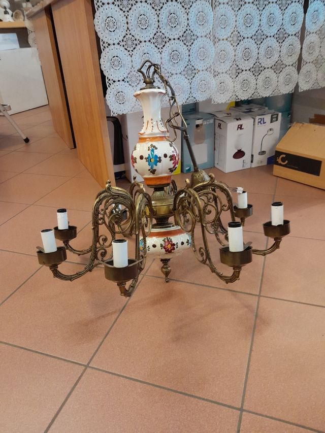 Lampadario 8 luci ceramica e ferro