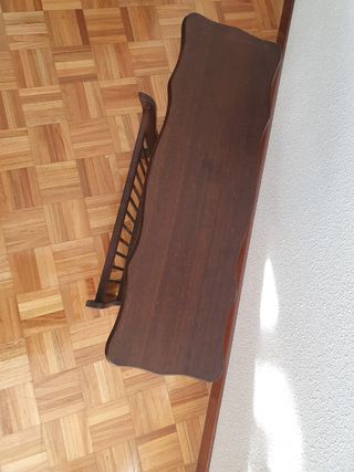 Revistero de madera