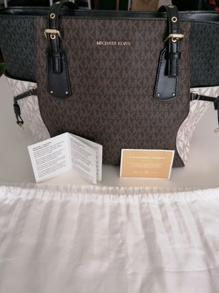 Bolso Voyager Michael Kors