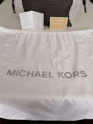 Bolso Voyager Michael Kors