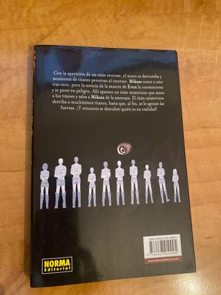 Pack de 4 libros Ataque a los titanes