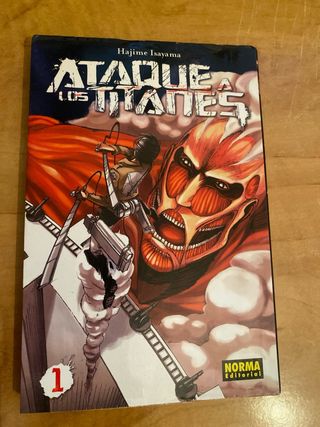 Pack de 4 libros Ataque a los titanes