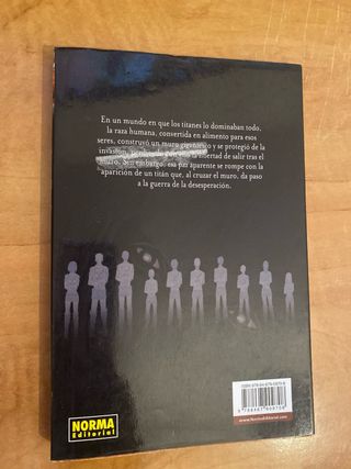 Pack de 4 libros Ataque a los titanes