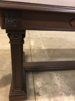 Tavolo con sedie in legno massello