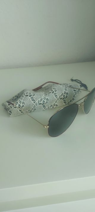 Gafas rojas