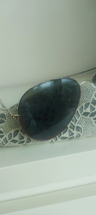 Gafas rojas