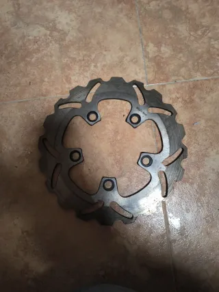 Llanta trasera suzuki inazuma 750