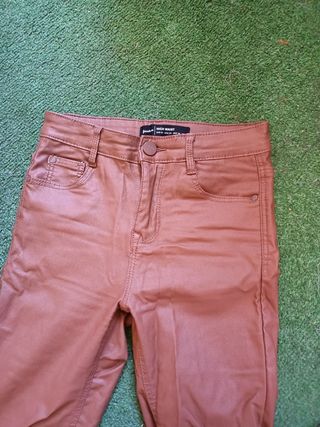 Pantalón encerado 