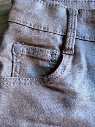 Pantalón encerado 