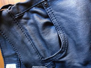 Pantalón encerado 