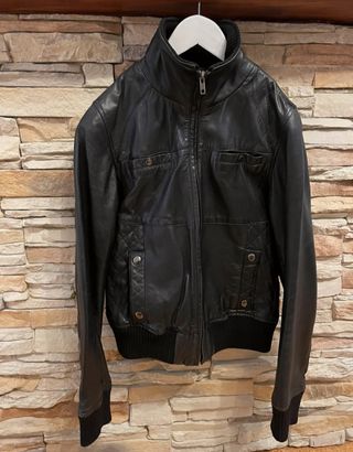 Cazadora de cuero Mango talla M