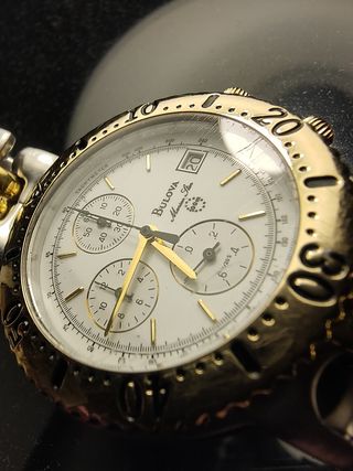 Reloj Bulova Marine Star quartz 100m oro