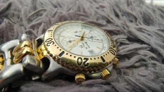 Reloj Bulova Marine Star quartz 100m oro