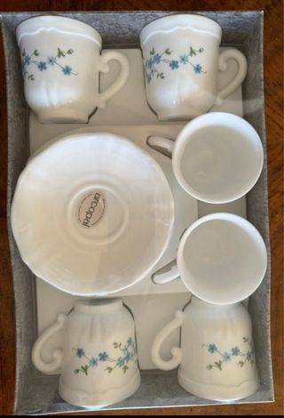 Set di 6 tazze con piattino Arcopal France 