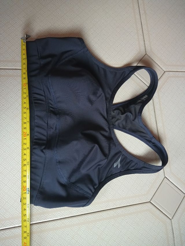 Top Diadora. Talla M