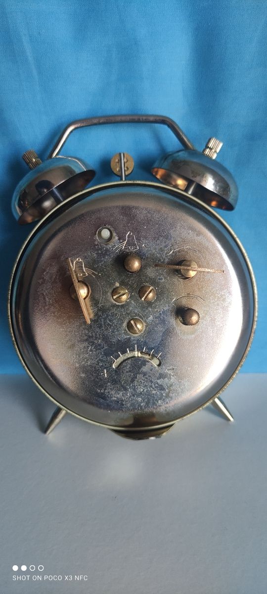 Reloj despertador chunlei