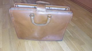 maletín cuero vintage