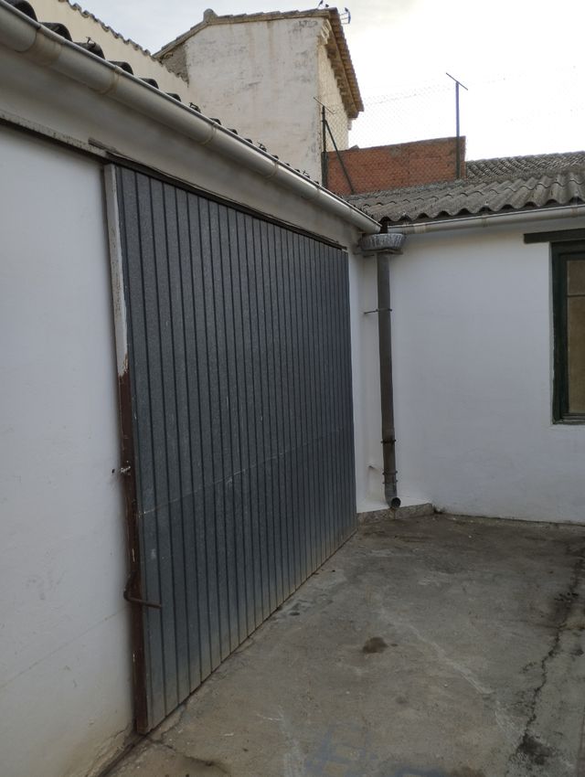 Puerta corredera hierro garaje o almacén