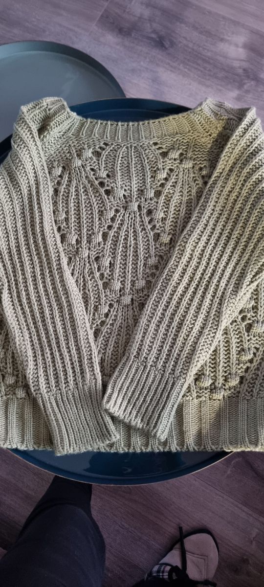 Suéter punto calado