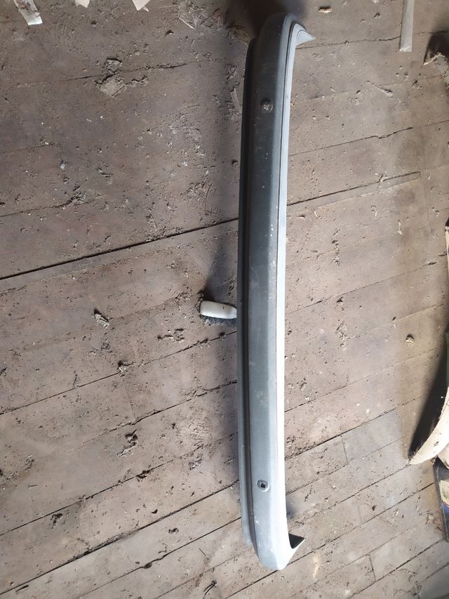 Defensa trasera seat 127