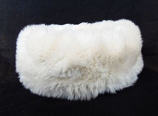 cuello de pelo sintetico