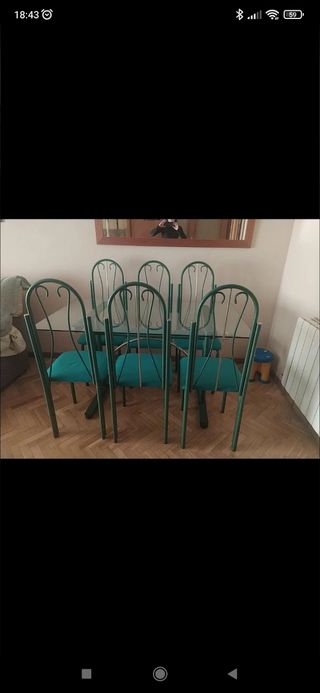 Mesa de comedor con 6 sillas a juego