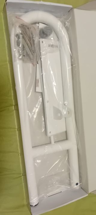 Barra abatible inoxidable inodoro