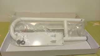 Barra abatible inoxidable inodoro