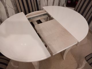 Mesa de comedor blanco
