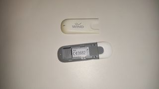 Modem Huawei E303 HiLink USB Surf Stick