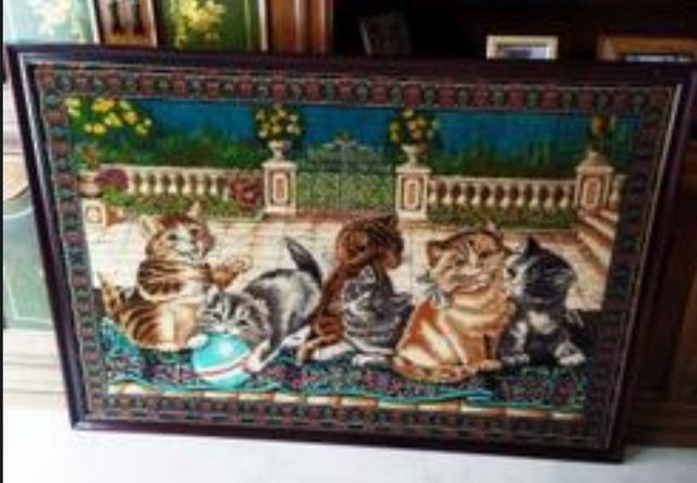 Antiguo y gran tapiz