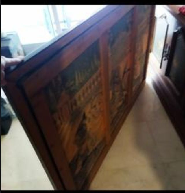 Antiguo y gran tapiz